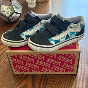 Vans Old Skool Kids Black and Blue Sharks Sneakers 8 1/2